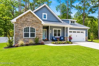 3826 Timber Stream Drive, Southport, NC 28461