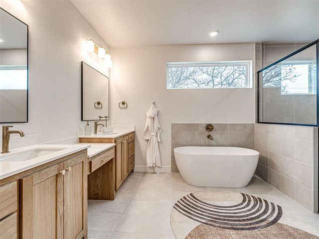 14734 Rose Tree Court, Piedmont, OK 73078