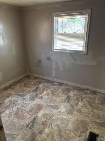 126 Napier Drive, Concord, VA 24538