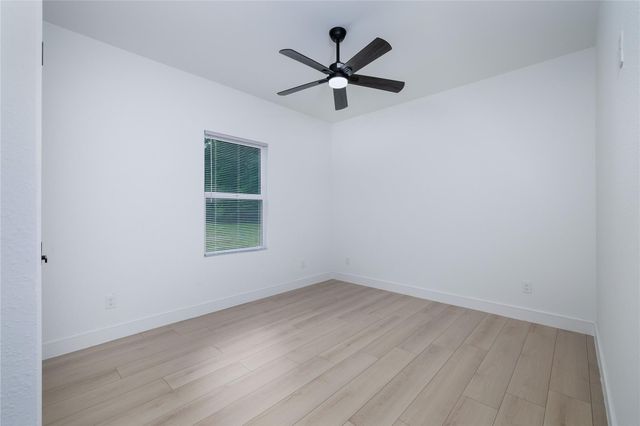 414 Peach Point Lane, Trinity, TX 75862