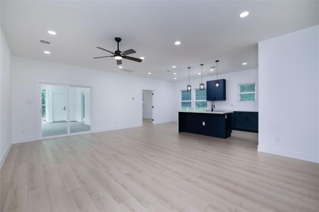 414 Peach Point Lane, Trinity, TX 75862