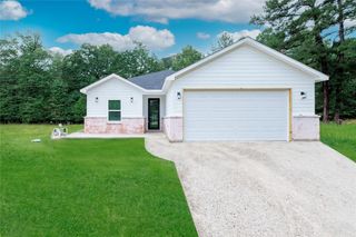 414 Peach Point Lane, Trinity, TX 75862