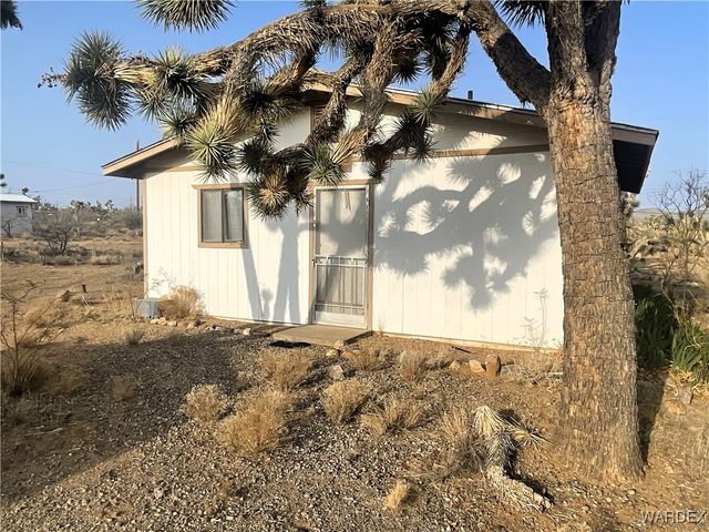 18500 N Pueblo Road, Dolan Springs, AZ 86441