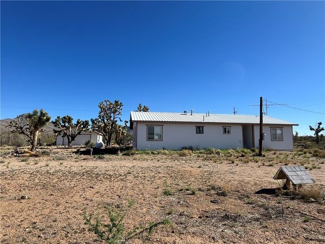 18500 N Pueblo Road, Dolan Springs, AZ 86441