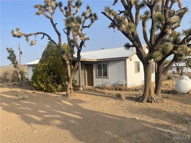 18500 N Pueblo Road, Dolan Springs, AZ 86441