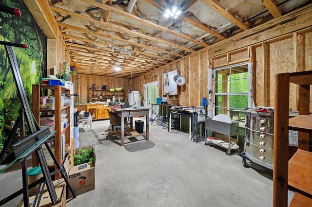 392 London Road, Ball Ground, GA 30107