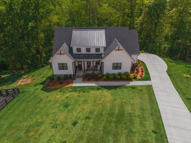 392 London Road, Ball Ground, GA 30107