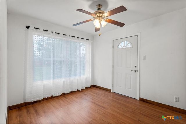 1102 S 5th Street, Copperas Cove, TX 76522