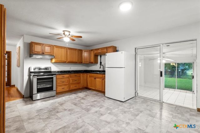 1102 S 5th Street, Copperas Cove, TX 76522