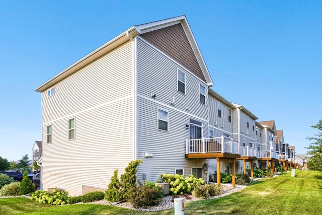 1668 Windigo Lane, Shakopee, MN 55379