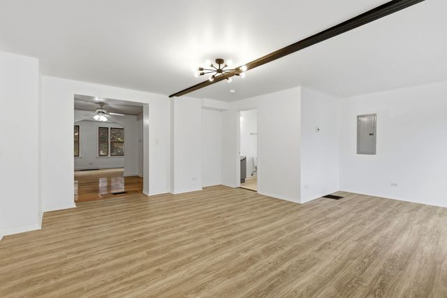 3307 S 58th Avenue, Cicero, IL 60804