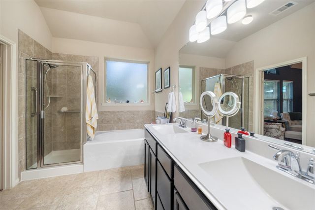 1940 Honey Laurel Drive, Conroe, TX 77304