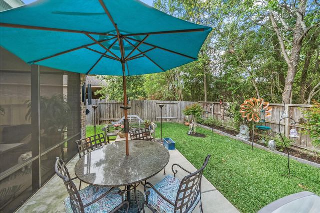 1940 Honey Laurel Drive, Conroe, TX 77304