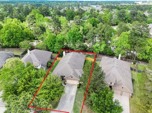 1940 Honey Laurel Drive, Conroe, TX 77304