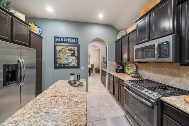 1940 Honey Laurel Drive, Conroe, TX 77304