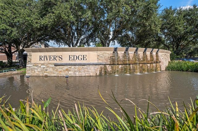 44 Fountain Bend Lane, Richmond, TX 77406