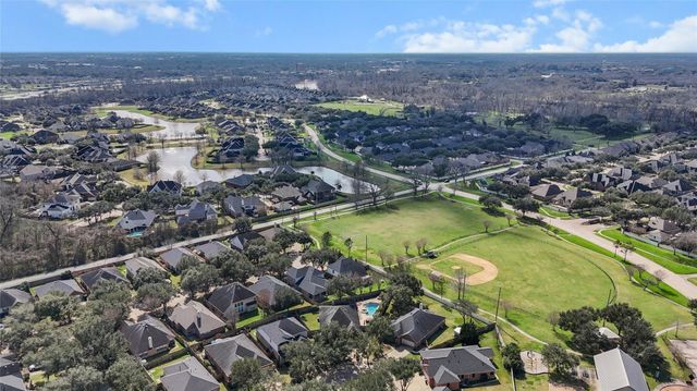 44 Fountain Bend Lane, Richmond, TX 77406