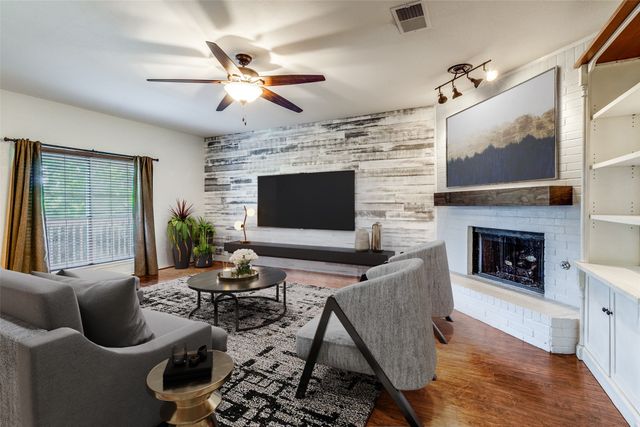 2921 Creek Meadow Lane, Garland, TX 75040