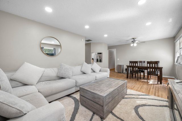 8319 E Indianapolis St, Wichita, KS 67207