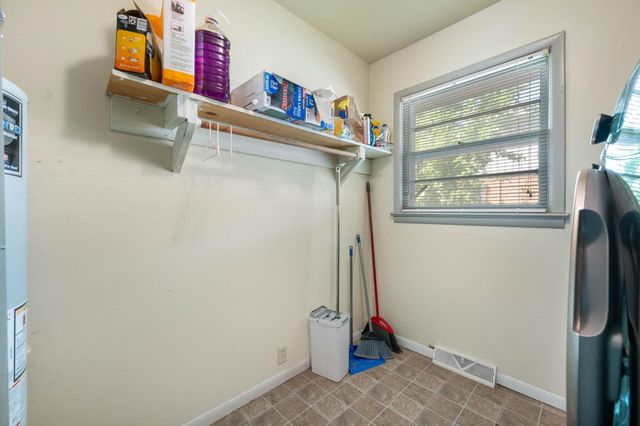 8319 E Indianapolis St, Wichita, KS 67207