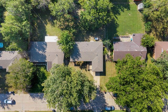 8319 E Indianapolis St, Wichita, KS 67207