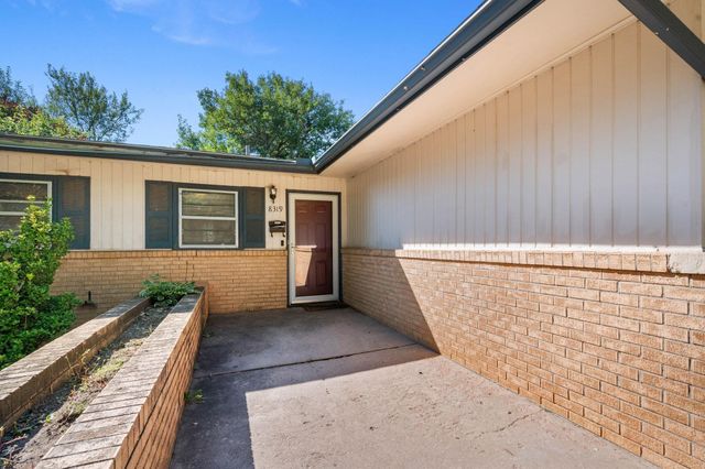 8319 E Indianapolis St, Wichita, KS 67207