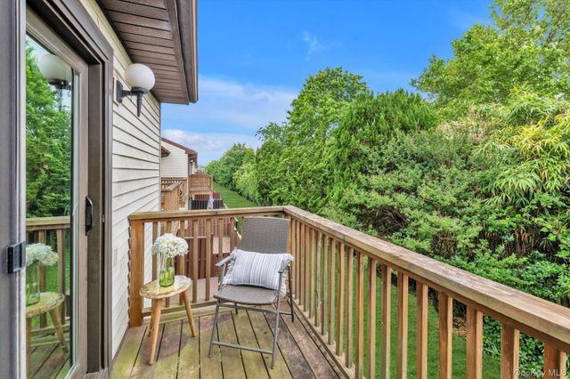 100 Daly Boulevard 1802, Oceanside, NY 11572