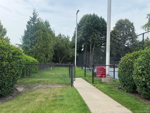 100 Daly Boulevard 1802, Oceanside, NY 11572