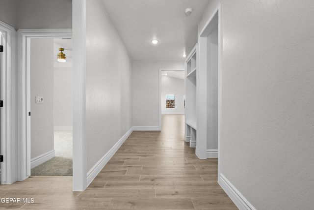 609 Paseo De La Reina Street, Horizon City, TX 79928