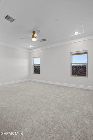 609 Paseo De La Reina Street, Horizon City, TX 79928