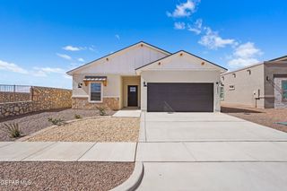 609 Paseo De La Reina Street, Horizon City, TX 79928