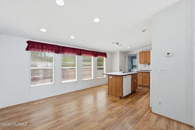 8974 N Valhalla Drive, Tucson, AZ 85743