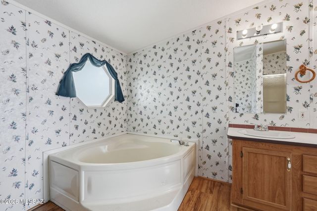 8974 N Valhalla Drive, Tucson, AZ 85743