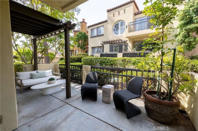 909 Muirfield Drive, Newport Beach, CA 92660