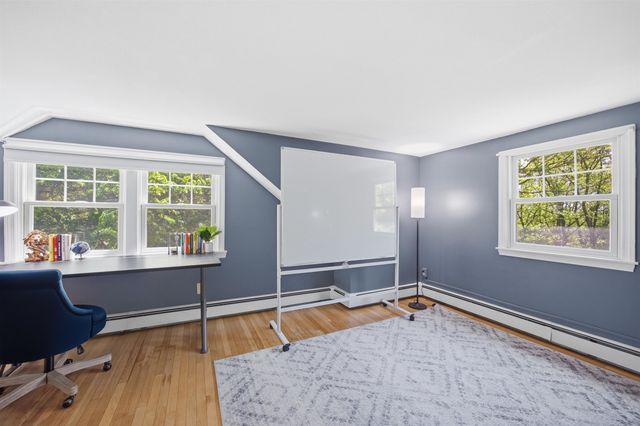 5 Pinecrest Circle, Bedford, NH 03110