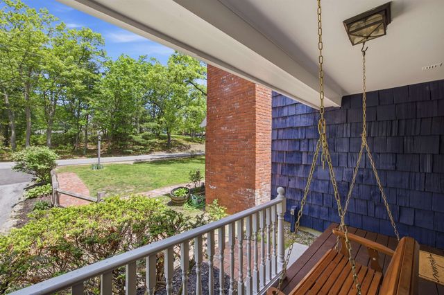 5 Pinecrest Circle, Bedford, NH 03110