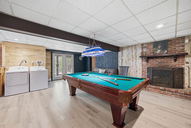 5 Pinecrest Circle, Bedford, NH 03110