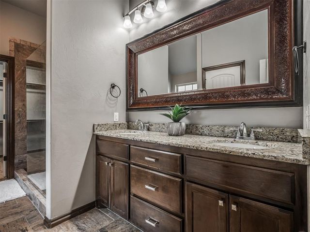 4017 Acoma Drive, Moore, OK 73160