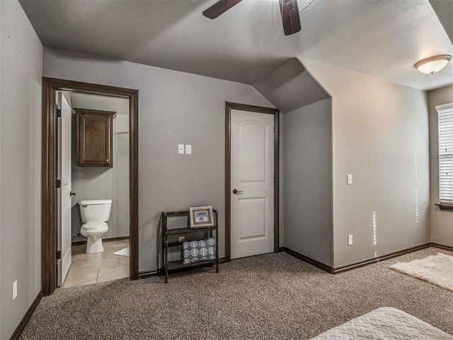 4017 Acoma Drive, Moore, OK 73160