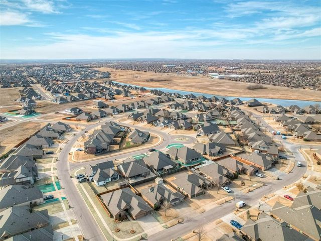 4017 Acoma Drive, Moore, OK 73160