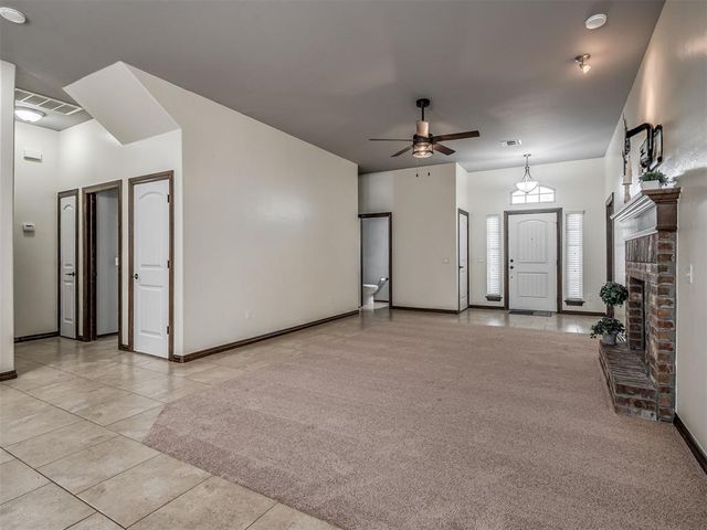 4017 Acoma Drive, Moore, OK 73160