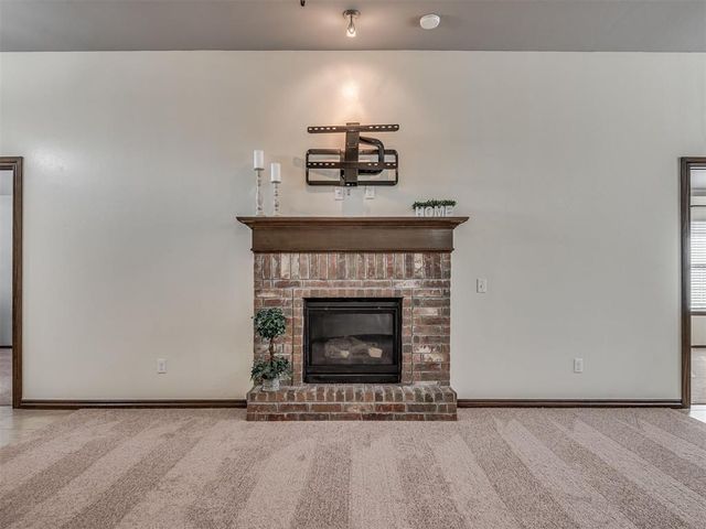 4017 Acoma Drive, Moore, OK 73160