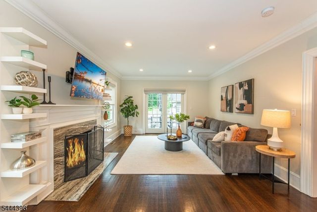 202 Watchung Ave, Montclair Twp., NJ 07043