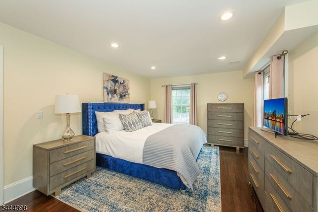 202 Watchung Ave, Montclair Twp., NJ 07043