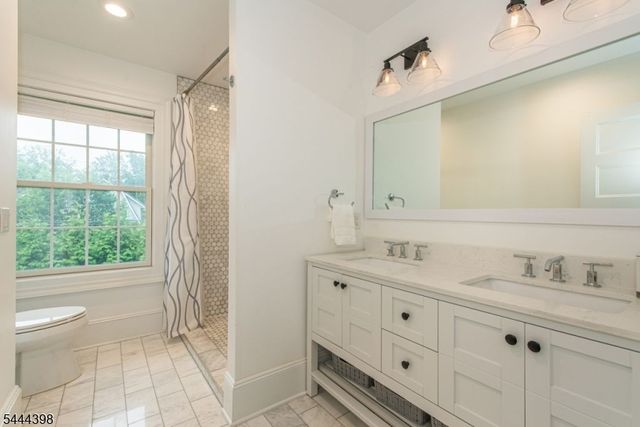 202 Watchung Ave, Montclair Twp., NJ 07043