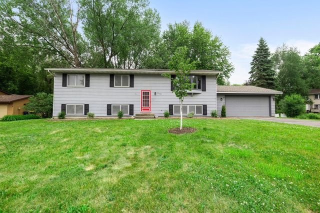 17160 Hershey Court, Lakeville, MN 55044