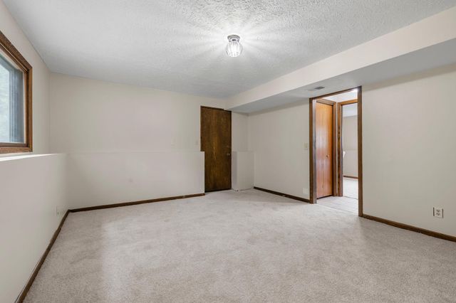 17160 Hershey Court, Lakeville, MN 55044