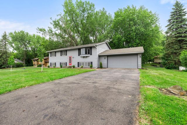 17160 Hershey Court, Lakeville, MN 55044
