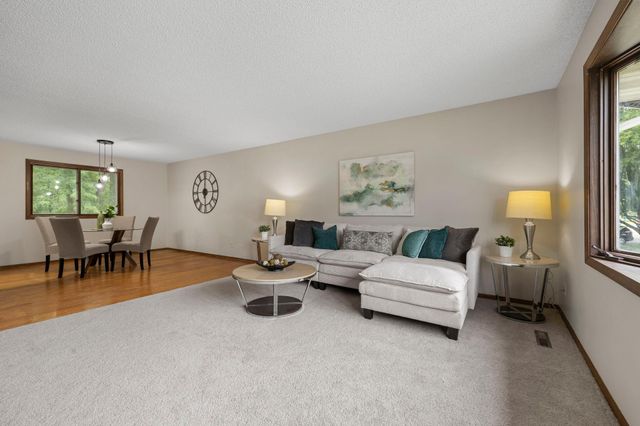 17160 Hershey Court, Lakeville, MN 55044