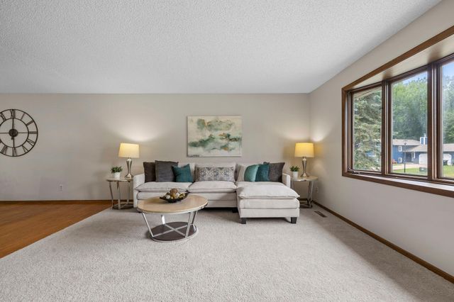 17160 Hershey Court, Lakeville, MN 55044